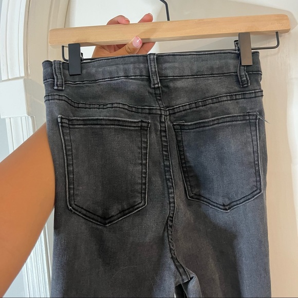 Pretty Little jeans - Picture 3 of 5